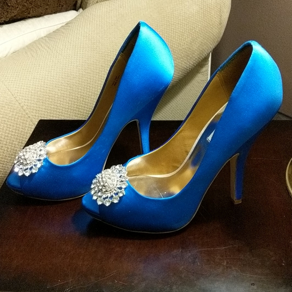 EUC Badgley Mischka Heels